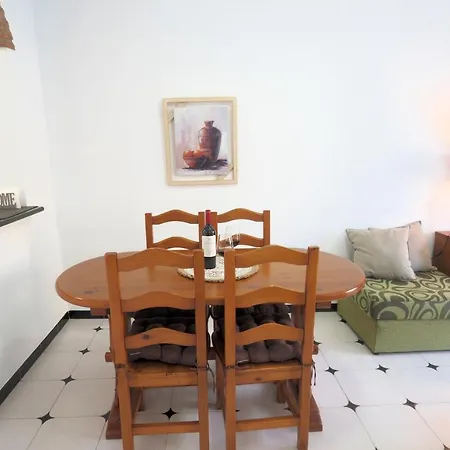 Nerjavacaciones - El Califa Apartment